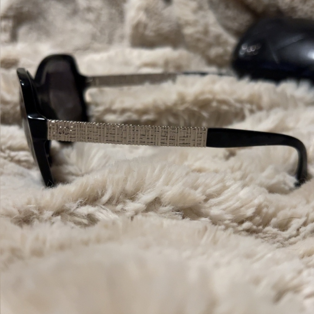 Chanel | Women’s Black Acetate Sunglasses Eye Protection - Picture 3 of 10